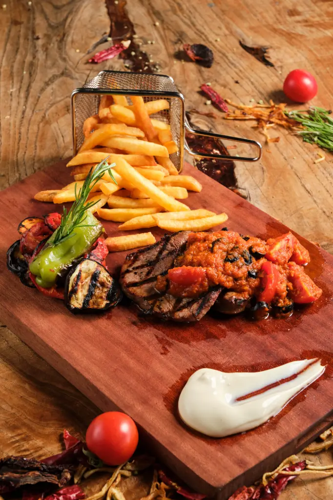 Arrabbiata Soslu Bonfile